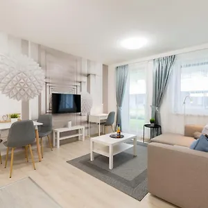Downtown Residences Leo - Ac, Elevator, Terrace Apartman Budapest
